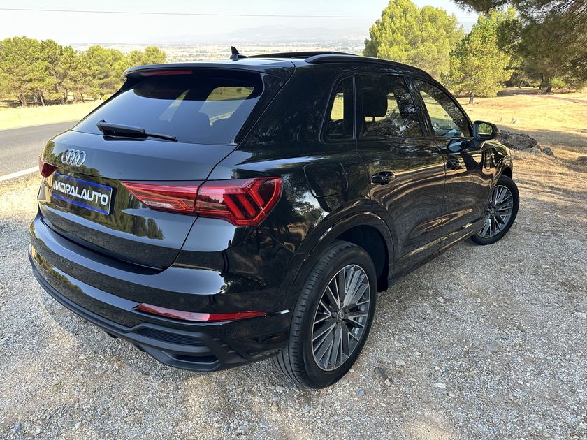 Audi Q3 35 TFSI 150cv S Tronic S Line Black Edition — foto 3